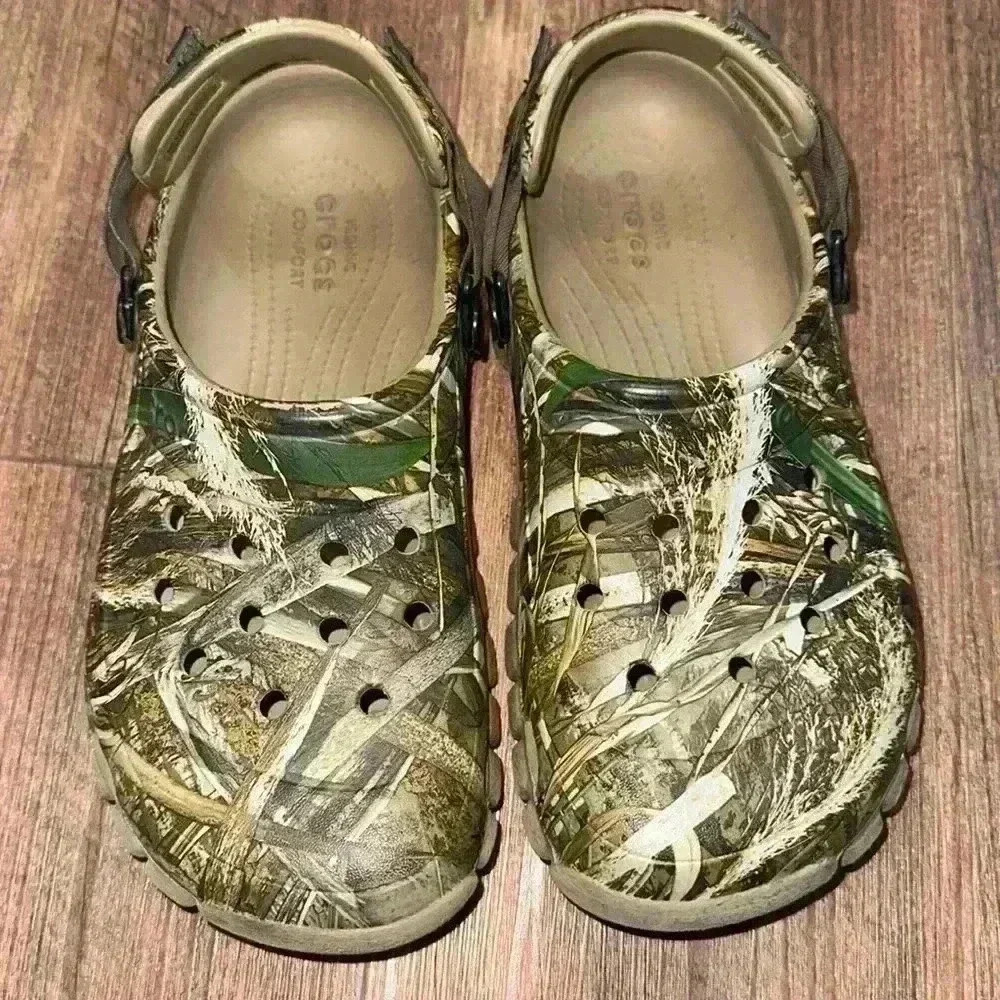 Crocs Camo All-Terrain Clog Mens Size 5 Women’s size 7 Adjustable Strap EUC
